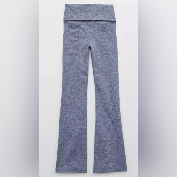 NWT Offline by Aerie Foldover Hi-Rise The Hugger Flare Leggings - Picture 4 of 16